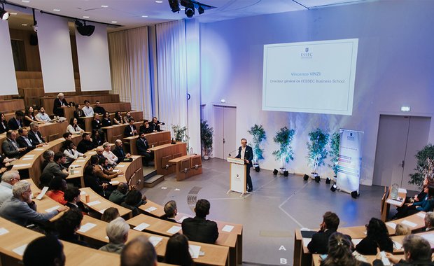 Cérémonie de la Fondation ESSEC 2026, sous le signe de l'égalité des chances, l’excellence académique et la générosité des donateurs.