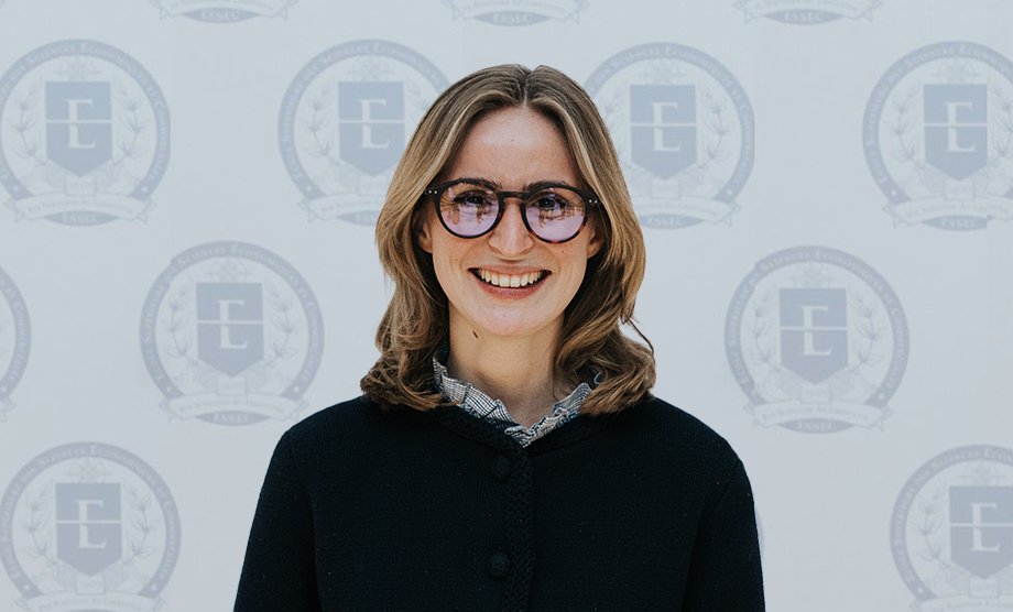 “Le soutien de la Fondation ESSEC me permet de donner une assise solide à mon projet : mettre l'alimentation durable au service du lien social”. Priscille Graff, bénéficiaire d’une bourse entrepreneuriat responsable.