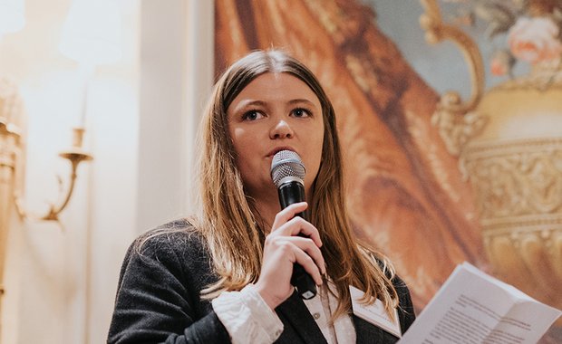 “Grâce à la bourse de la Fondation ESSEC, j’ai osé rêver plus loin” Coline Delassasseigne, étudiante bénéficiaire d’une bourse