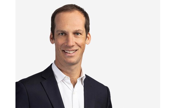 Un don qui fait sens : Maxime Forgeot (E10), s’engage pour l'égalité des chances à l'ESSEC