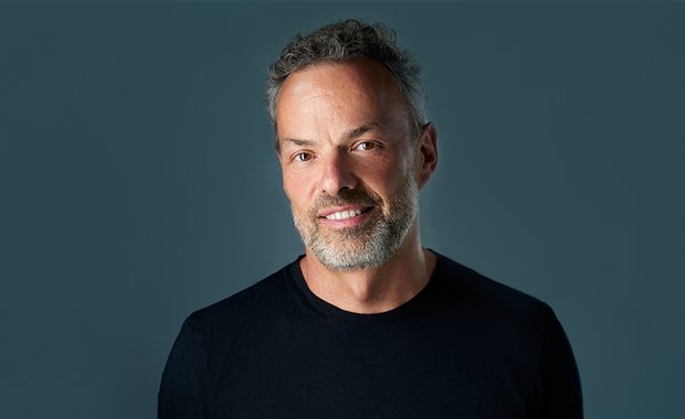 “Sans l’ESSEC, je n’aurais pas osé rêver si grand. Aujourd’hui, je donne pour que d’autres puissent le faire.” Thomas Tuchscherer (E97)