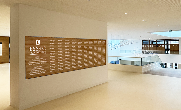 Perpetuate your impact : inscribe your name on the Wall of Major Donors